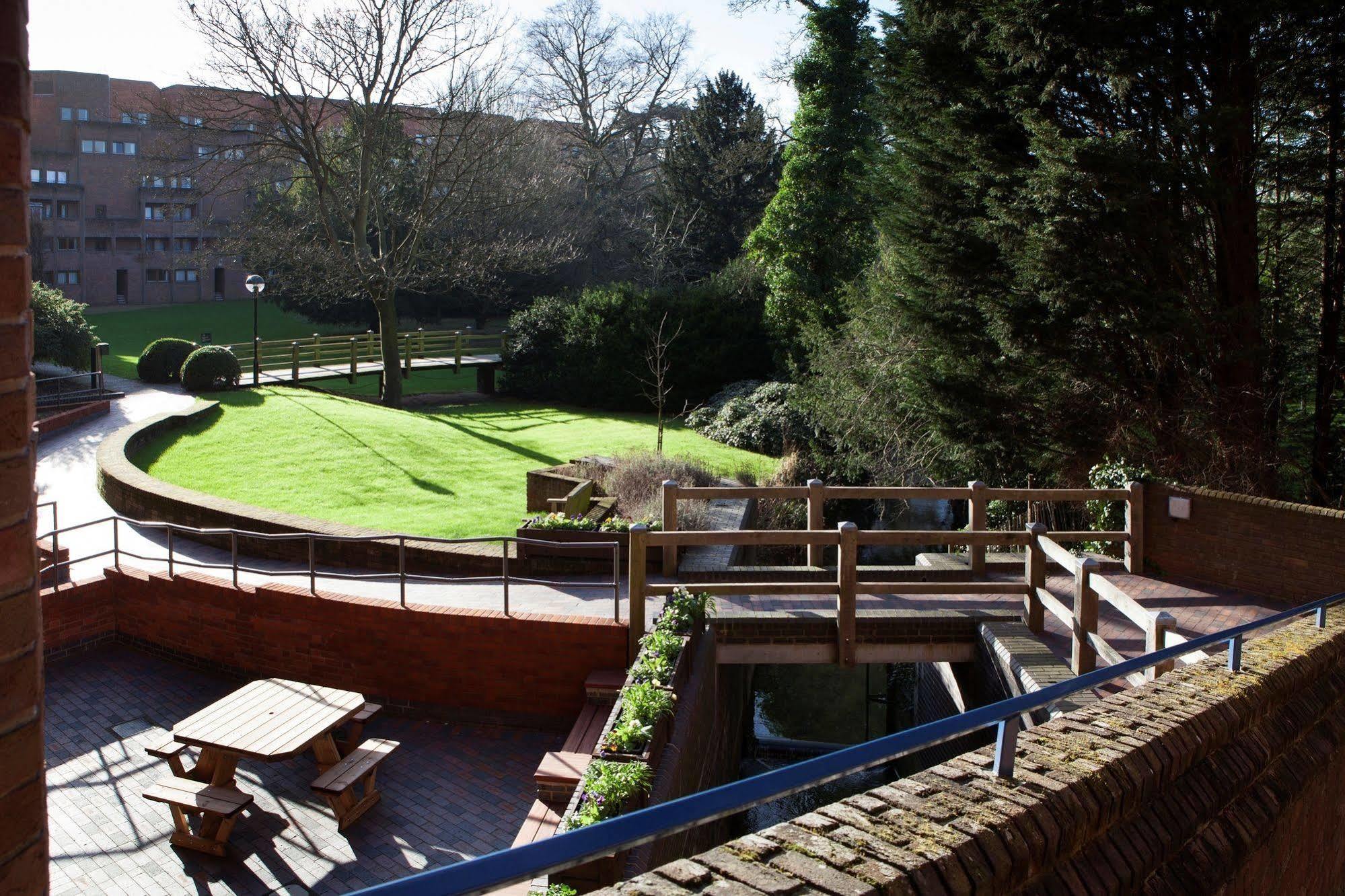 Robinson College - University Of Cambridge Экстерьер фото